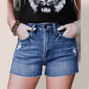 Boutique High Rise XL Medium Wash Raw Hem Cut Off Stretchy Jean Denim Shorts
